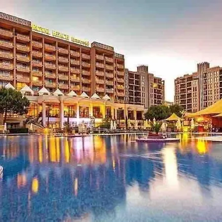 Apartman 5 Rezorte S Vyhladom Na More A Hory 阳光海滩