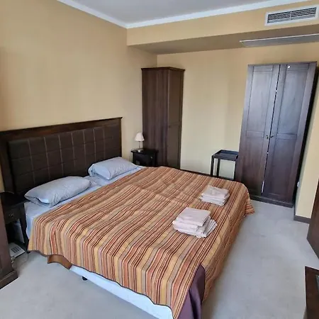 Apartment V 5 Rezorte S Vyhladom Na A Bazeny