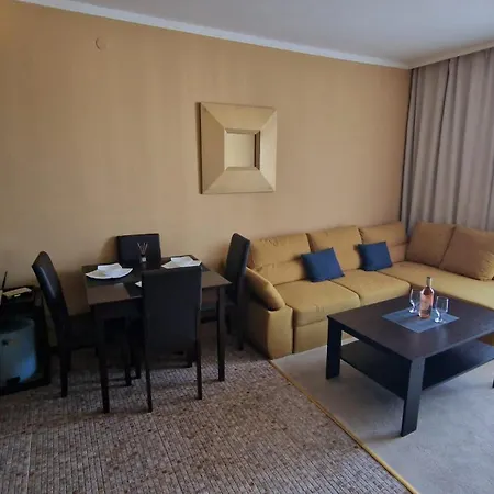 Apartman 5 Rezorte S Vyhladom Na More A Hory * 阳光海滩